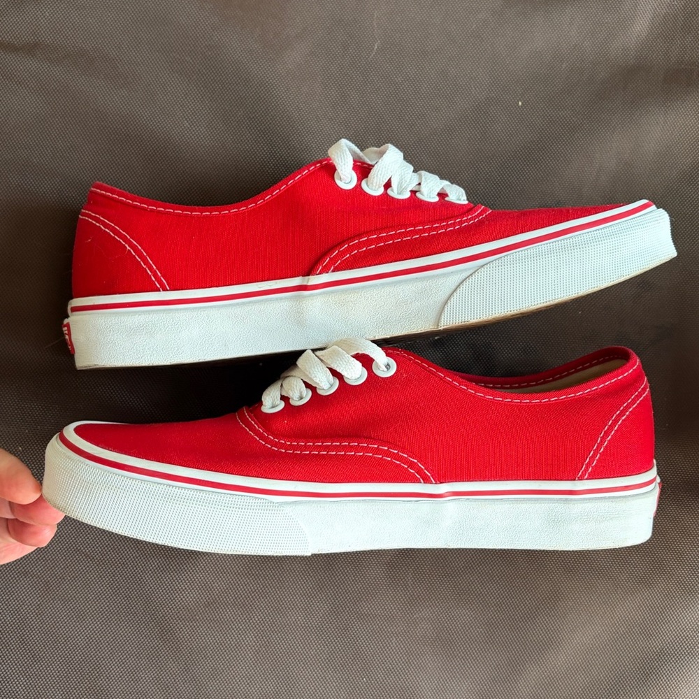 Vans Classic Canvas Sneakers in Red with White EXCELLENT CONDITION - Picture 3 of 6